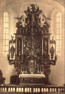 Foto vom früheren Altar der Stadtpfarrkirche St. Martin in Illertissen